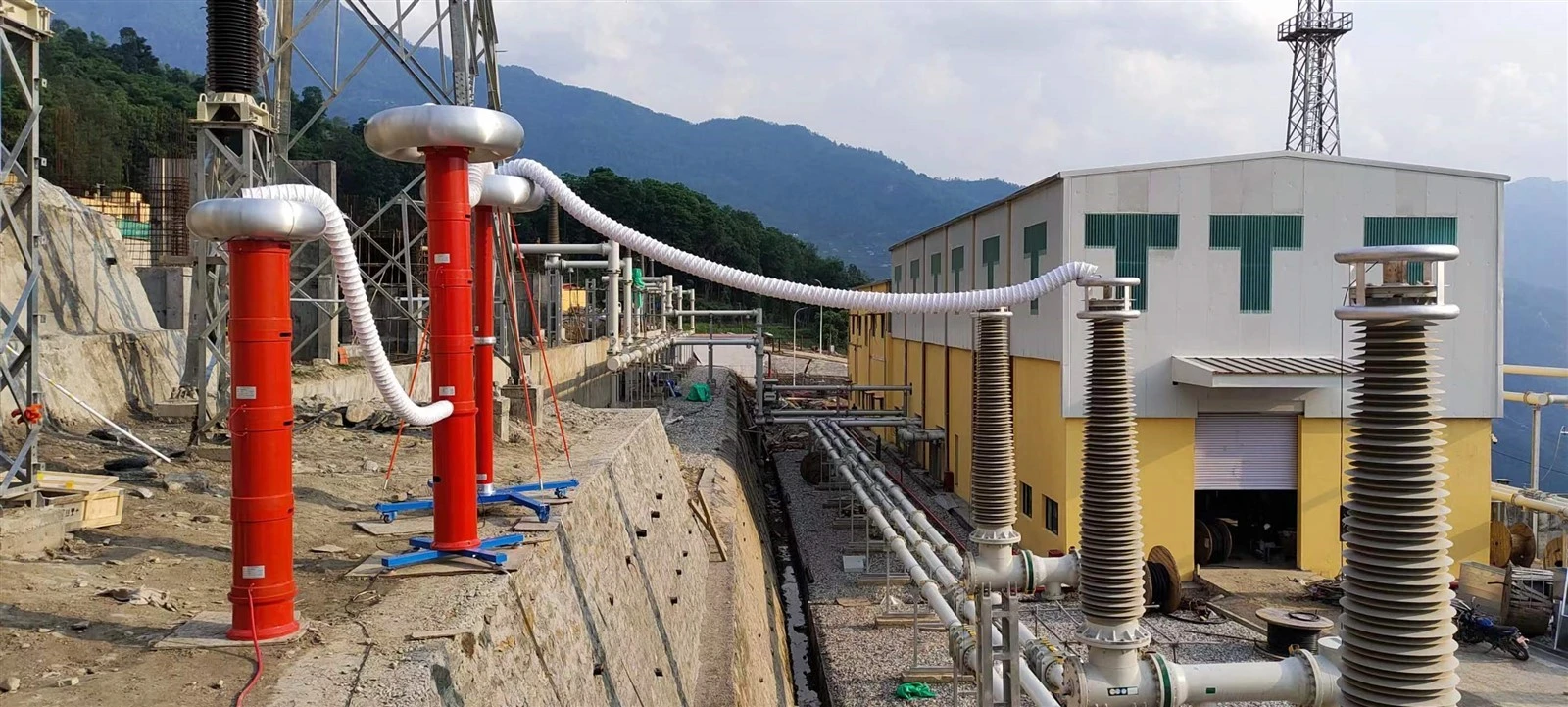 220KV GIS 2 220KV GIS 2